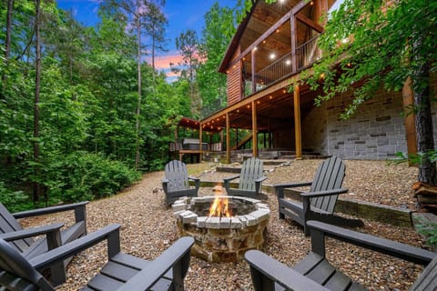 Tucked in the trees, this fire pit is made for s’mores, stories, and starry nights.