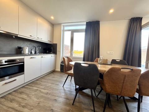 Washing Machine, Clothes Dryer, Laundry Room, Major Appliance, Laundry, Interior Design, Home Appliance, Flooring, Floor, Kitchen Appliance