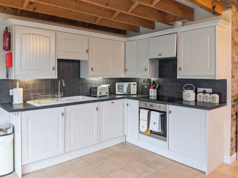 Kitchen | The Old Foundry Holiday Cottage, Burgh Le Marsh, near Skegness