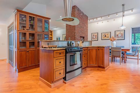 Beautiful Open Kitchen