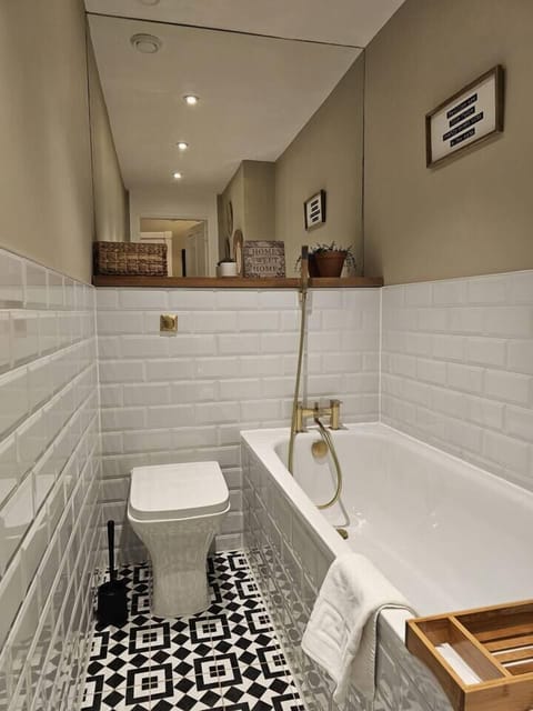 14d85775-38d6-4a6f-81ff-cf18f015b556