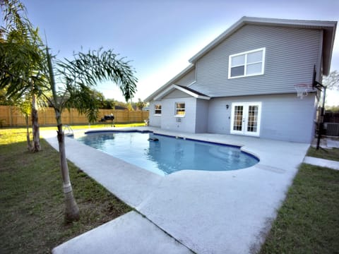 Fire up the BBQ grill and enjoy a delicious cookout with loved ones in this outdoor paradise.