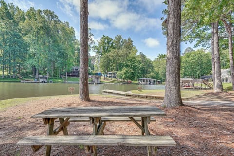 Eaton's Ferry Estates | Community Amenities | Boat Ramp | Playground