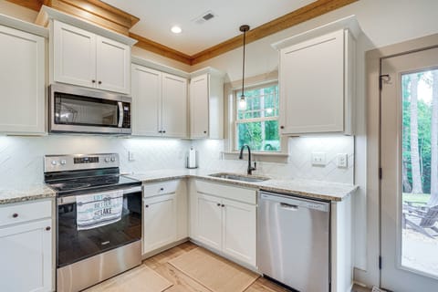 Kitchen | Cooking Basics | Pod Coffee Maker | Microwave | Toaster