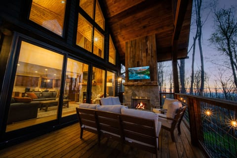 Welcome to Pyrfect Hideout!