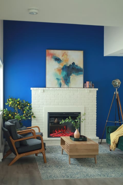 Cozy living room with eletric fireplace.