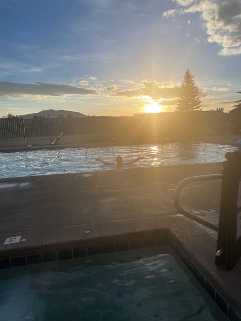 Heated pool open year-round, 2 oversized hot tubs at Club Meadowridge