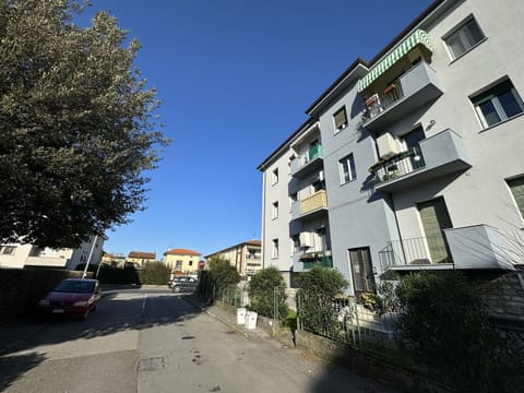 Building, Window, Residential Area, Road Surface, Neighbourhood, Town, Apartment, Architecture, House, Home