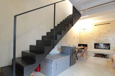 Autumn, Living Room, Spring, Summer