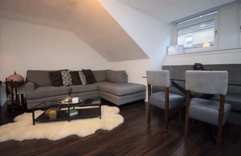 Cosy living and dining area