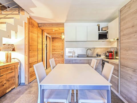 Gomontgenevre le loup argente 34