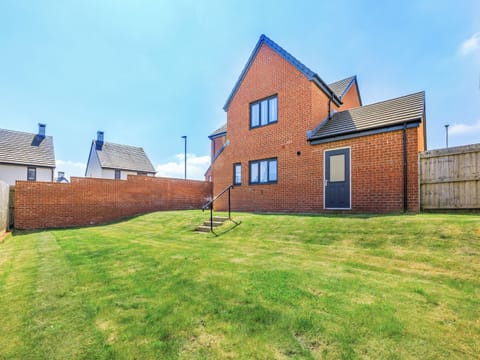 Exterior | Castle Park, Paignton