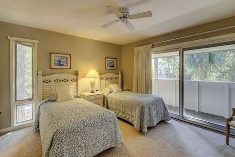 238 Stoney Creek_-LuxImCo-0005