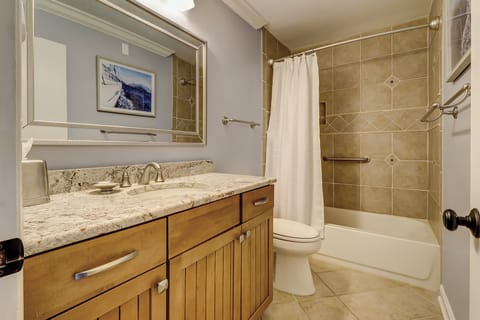 1023 Caravel Court-LuxImCo-0012