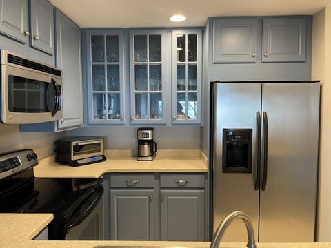 AFB68E96-904B-43AA-A3ED-923EFA8417F2