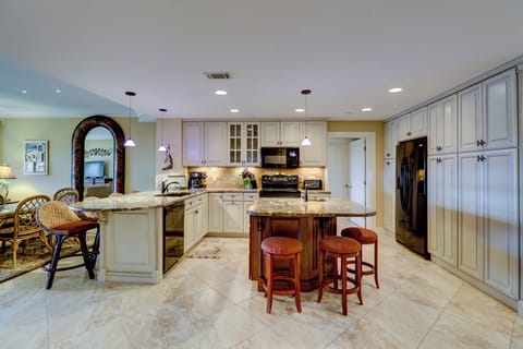 1850 Beachside Tennis_LuxImg_0018