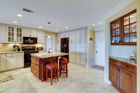 1850 Beachside Tennis_LuxImg_0019