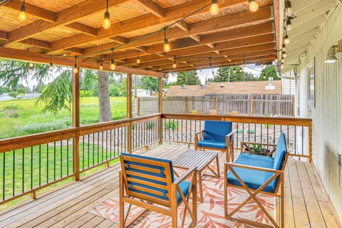 Vancouver Vacation Rental | 3BR | 2BA | 1,700 Sq Ft | Steps to Access