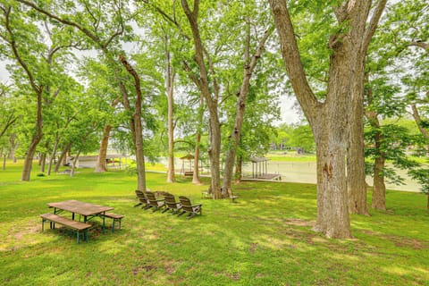 Seguin Vacation Rental | 3BR | 2BA | Stairs Required | 1,962 Sq Ft