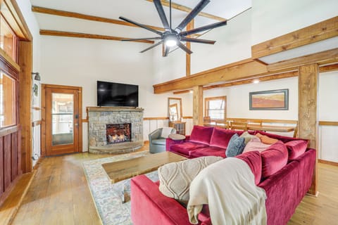 Boone Vacation Rental | 3BR | 3BA | 2,185 Sq Ft | 3 Steps Required
