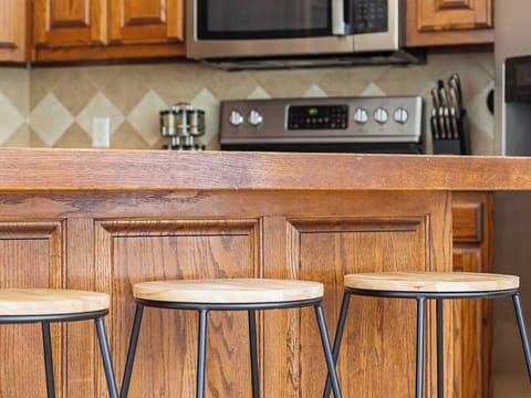 7d8a69af-c2fb-475c-b52c-5db301557f62