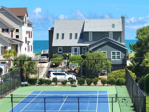 Oceanfront With Private Tennis Court