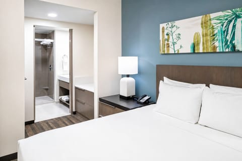 Refresh after exploring with an easy, hotel-style suite layout.