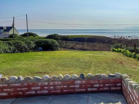 patio looking south west | Dunrigh Cottage, Blackwaterfoot