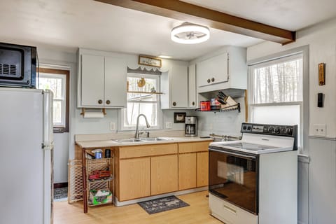 Kitchen | Cooking Basics | Drip Coffee Maker | Main Floor