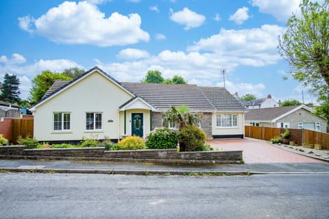 Audreys - 3 Bed Holiday Home - Manorbier (25549)
