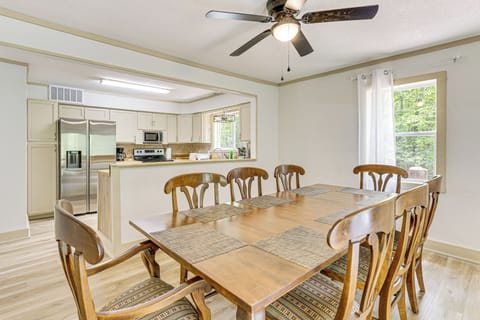 Dining Area | Dishware & Flatware | Central A/C & Heat | 1st Floor