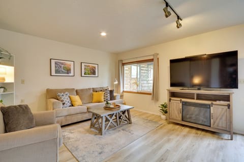 Portland Vacation Rental | 1BR | 1BA | 1,000 Sq Ft | Stairs Required