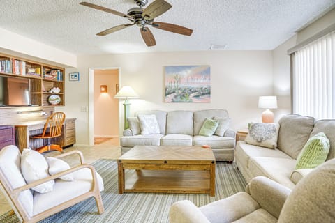 Sun City West Vacation Rental | 3BR | 2BA | 2,000 Sq Ft | Step-Free Entry