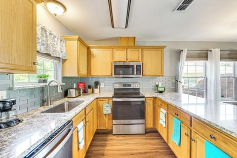 Kitchen | 1st Floor | Cooking Basics | Drip Coffee Maker | Toaster | Microwave