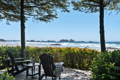 Stunning views of the beach!