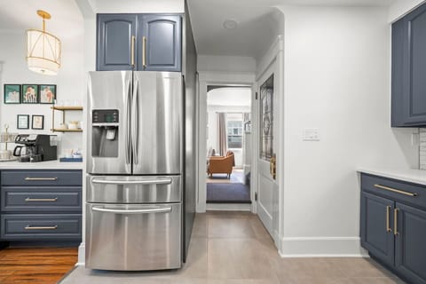 Fully Stocked Kitchen + Dining Room