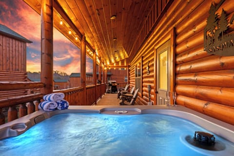 Spectacular Nighttime Ambience in the Hot Tubs!
