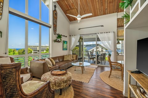 Spacious living room overlooking waterviews
