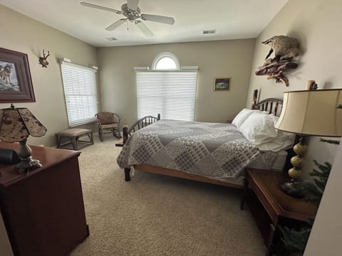 Master queen bedroom