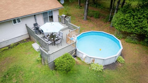 Bring your inflatable flamingos—this pool’s ready.
