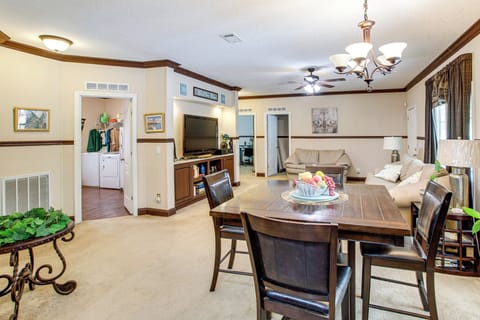 Dining Area | Dining Table | Dishware/Flatware