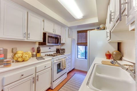 Kitchen | Cooking Basics | Keurig Coffee Maker