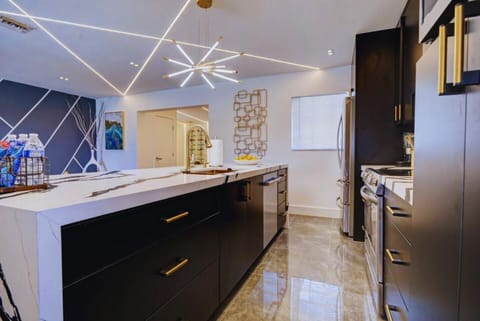 779c89d7-c104-42ef-9851-2fd75cc68478