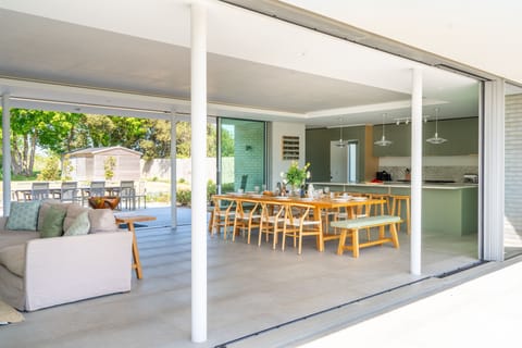 Ground floor: Open plan kitchen/dining/sitting room