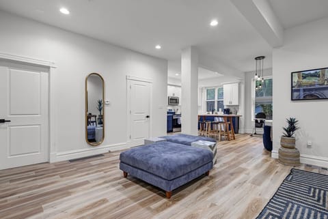 Spacious Living Room with bright and inviting with sleek decor, perfect for relaxation or gatherings!