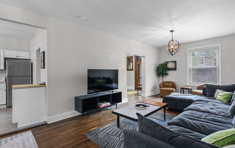 Kick back and relax in this tastefully furnished space offering a Smart TV for your favorite shows and a variety of board games like Connect 4, Jenga, and Scrabble.