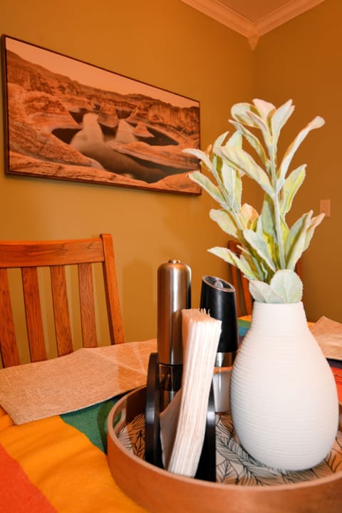 Dining Room (New Pictures Coming Soon!!)