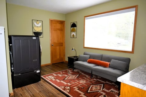 Extra Living Space with Futon (New Pictures Coming Soon!!)