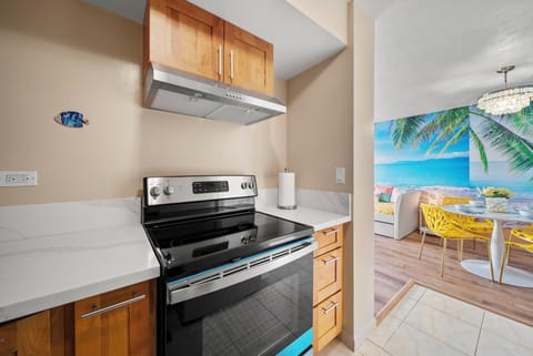 Electric stove - enjoy cooking!
