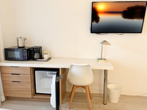 Amenities and workspace studio